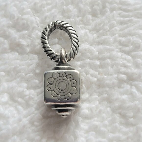 Brighton Flower Cube Bead/Charm NWOT Retired - Picture 1 of 5